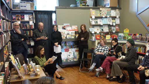 Book Store «Phinney Books», reviews and photos, 7405 Greenwood Ave N, Seattle, WA 98103, USA