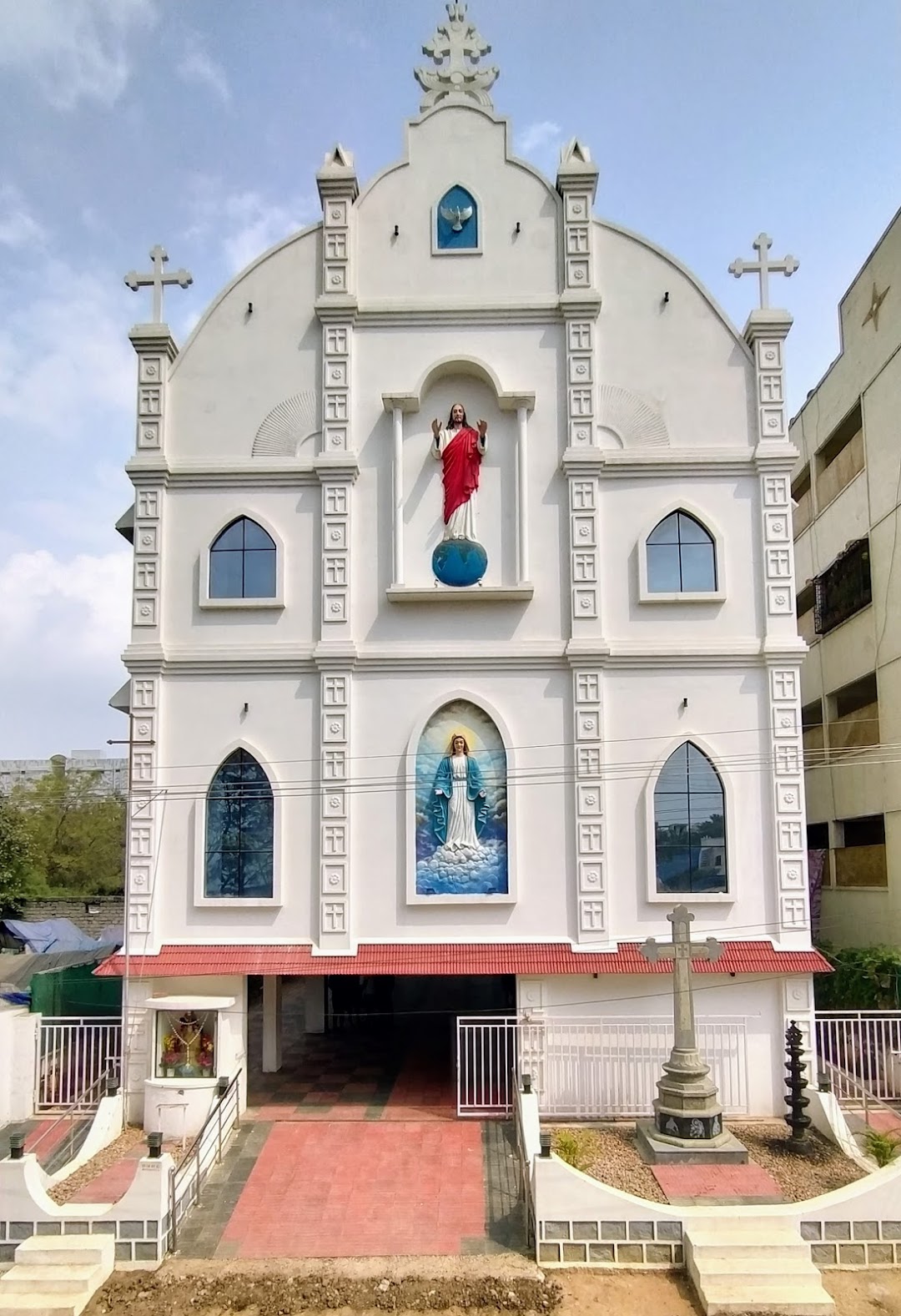 Grundlæggende teori ild I de fleste tilfælde St Marys Syro Malabar Catholic Church, Suchitra in the city Hyderabad