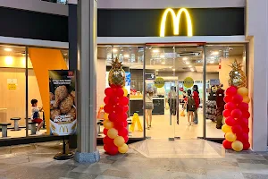 McDonald's Woodlands North Plaza image