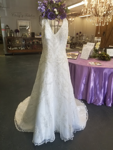 Bridal Shop «Divas Closet Bridal Boutique», reviews and photos, 1034 Merriam Ln, Kansas City, KS 66103, USA