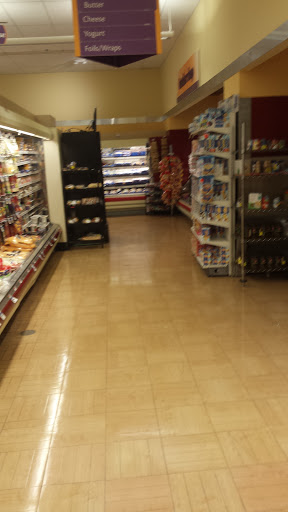 Supermarket «Giant (supermarket)», reviews and photos, 1345 Park Rd NW, Washington, DC 20010, USA