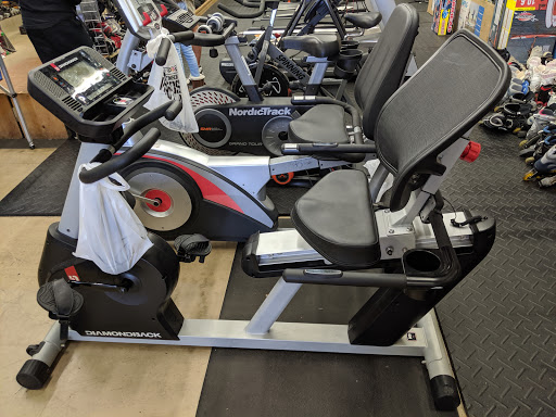 Sporting Goods Store «Play It Again Sports- Chesterfield, MI», reviews and photos, 50607 Gratiot Ave, Chesterfield, MI 48051, USA