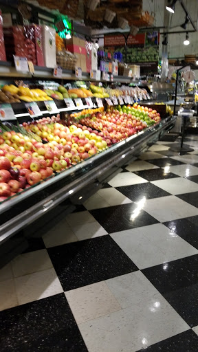 Draegers Market image