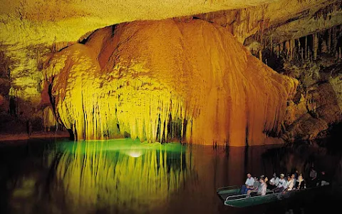 Jeita Grotto image