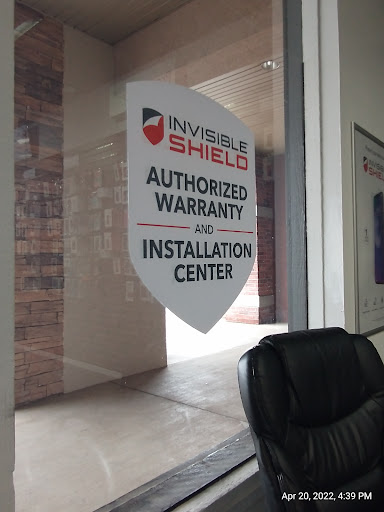 Cell Phone Store «Wireless Trendz - South Springfield», reviews and photos, 1330 E Battlefield Rd, Springfield, MO 65804, USA