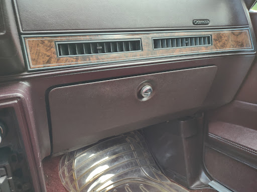 Auto Body Shop «Shelley Auto Sales & Services», reviews and photos, 307 N Dixie Hwy, Cave City, KY 42127, USA