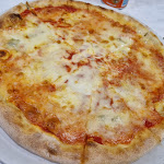 Photo n°1 de l'avis de Angles.a fait le 19/02/2023 à 19:24 sur le  Pizzeria Da Michi dal 1971 à Turin