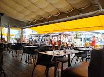 Atmosphère du Leo Restaurant à Palavas-les-Flots - n°6