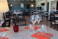Atmosphère du Le White Restaurant Bar Lounge à Chalèze - n°11