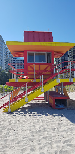 Liquor Store «Riviera Liquors», reviews and photos, 2401 Collins Ave # C1, Miami, FL 33140, USA