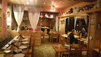 Atmosphère du Restaurant Antoine à Châtel à Châtel - n°15