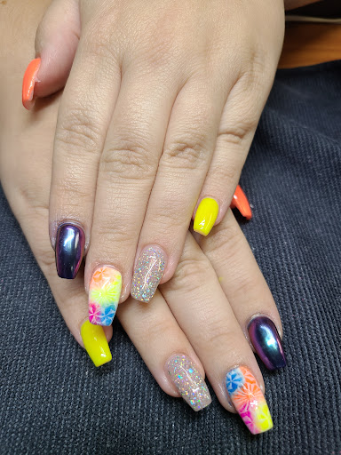 Beauty Salon «Indulgence Salon & Boutique», reviews and photos, 1175 W Bristol Rd, Flint, MI 48507, USA