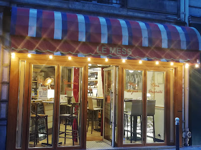 Le Mess à Paris