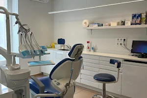 Clínica Dental Santa Tecla image