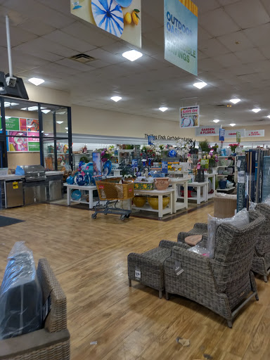 Department Store «HomeGoods», reviews and photos, 2718 Hylan Blvd, Staten Island, NY 10306, USA