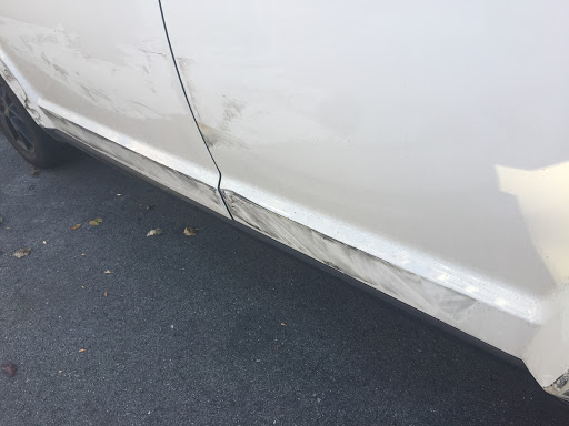 Auto Body Shop «B & M Auto Collision Center», reviews and photos, 4440 W Addison St, Chicago, IL 60641, USA