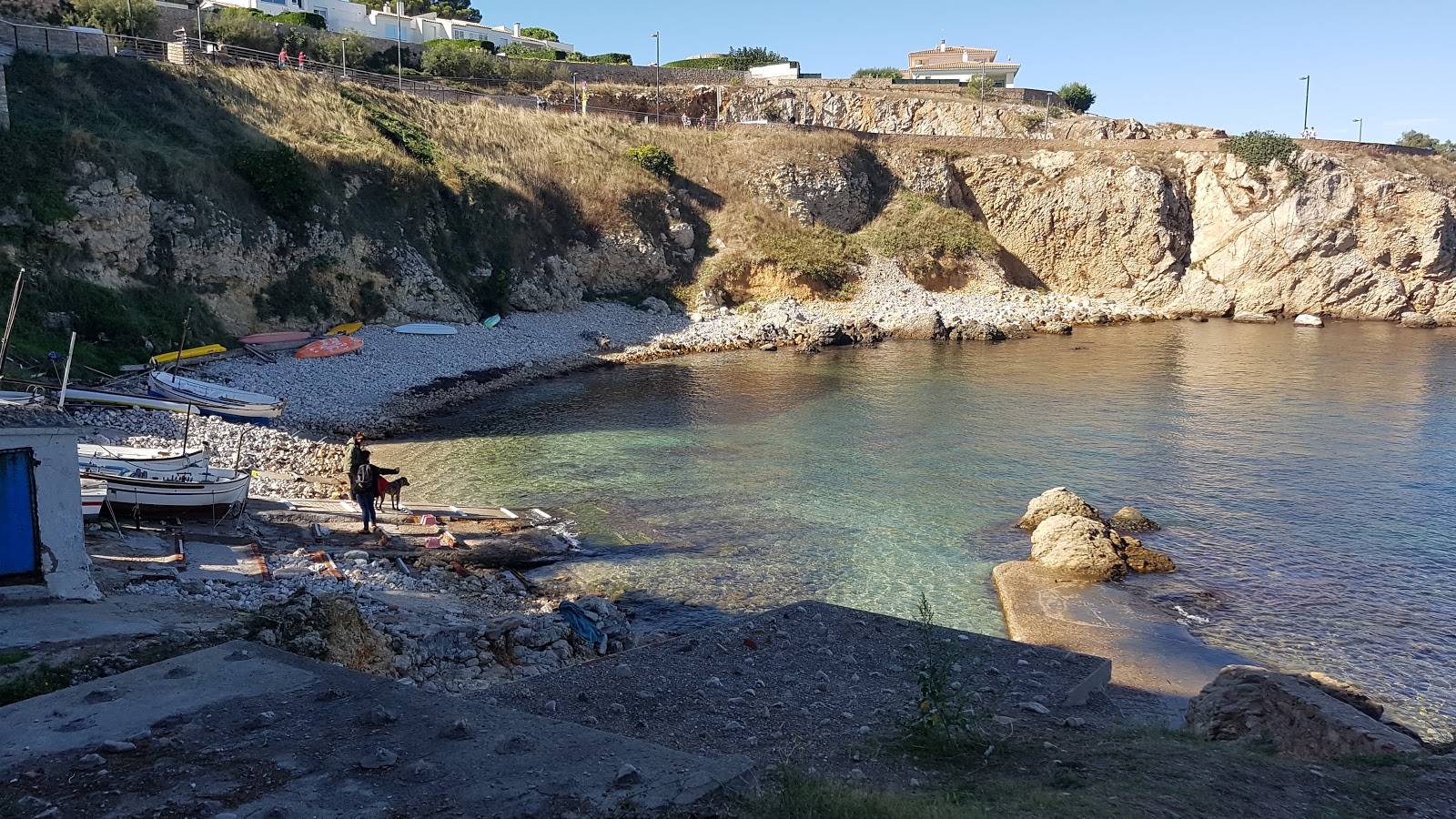 Photo de Platja Cala de la Creu et le règlement
