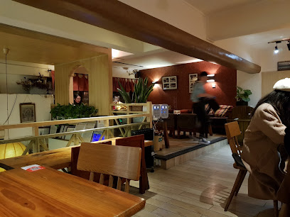Prague Cafe Coffee Hall - China, Yunnan, Kunming, Wuhua District, 文林街40号附5号 邮政编码: 650033