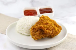Ayam Goreng Ternate Karang Anyar image