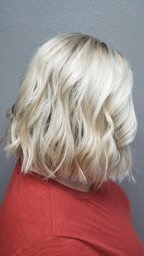 Beauty Salon «Crissy Hair Salon», reviews and photos, 406 E Bloomingdale Ave, Brandon, FL 33511, USA