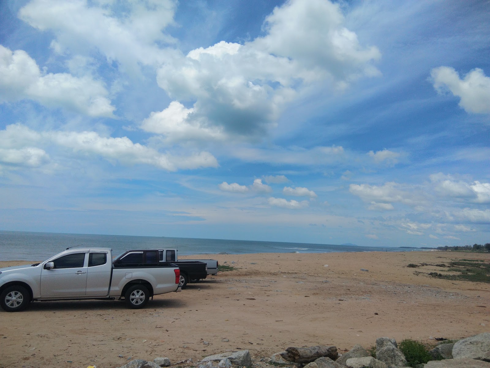 Photo de Wasukri Beach zone des équipements