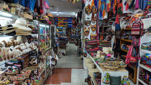 Mask shops in Quito