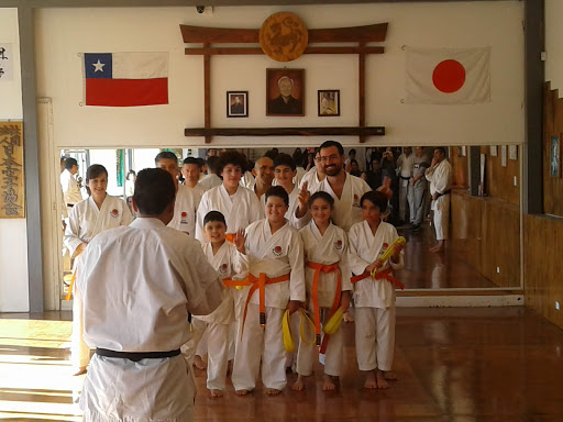Clases karate niños Valparaiso