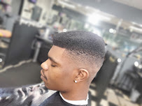 D Y's Beauty & Barber Salon - Photo 5 - Car repair in Detroit, MI, Detroit