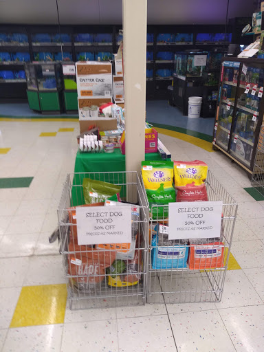 Pet Supply Store «Pet Supplies Plus», reviews and photos, 3820 Milan Rd, Sandusky, OH 44870, USA