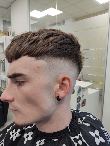 Entredos Barbería, Peluquería y Estética en Órgiva, Granada