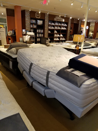 Furniture Store «Levin Furniture», reviews and photos, 16960 Sprague Rd, Middleburg Heights, OH 44130, USA