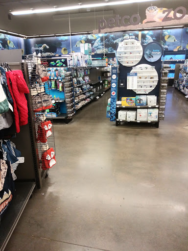 Pet Supply Store «Petco Animal Supplies», reviews and photos, 8966 S Broadway Ave #112, Tyler, TX 75703, USA