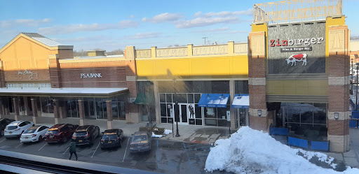 Shopping Mall «The Shops at Nanuet», reviews and photos, 5101 Fashion Dr, Nanuet, NY 10954, USA