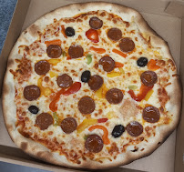 Plats et boissons du Pizzeria PIZZA DELICE à Spéracèdes - n°17