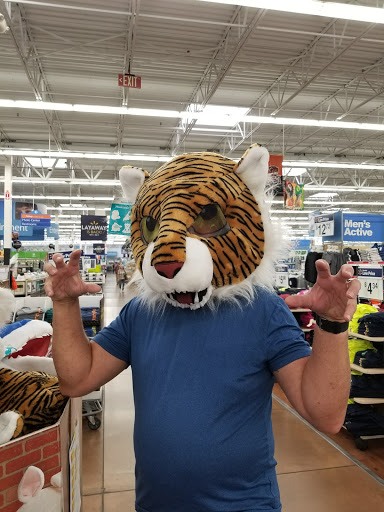 Department Store «Walmart Supercenter», reviews and photos, 3290 S Santiam Hwy, Lebanon, OR 97355, USA