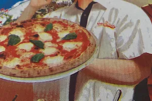 Capo's Pizza Basel image