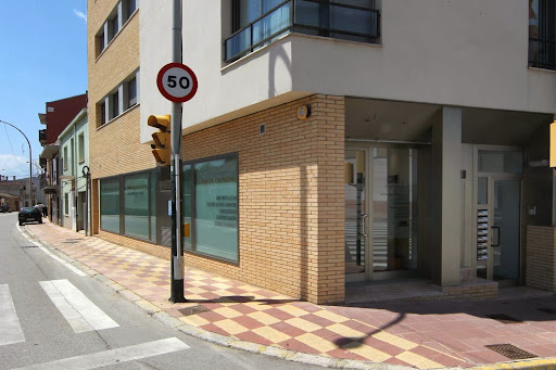 Clínica Dental Dr. Pérez Martínez en Cassà de la Selva, Girona