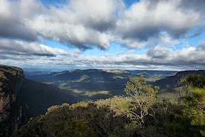 Wentworth Falls tracks Lookout image