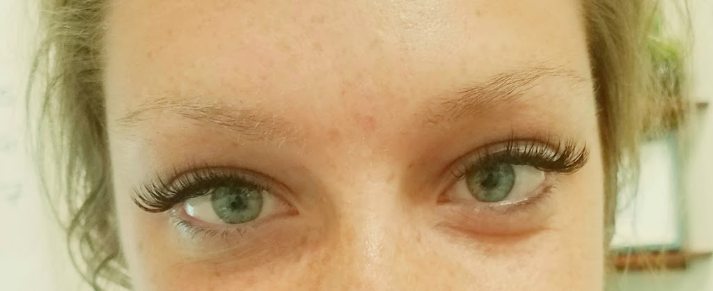 Lash N Beauty Cafe 55369