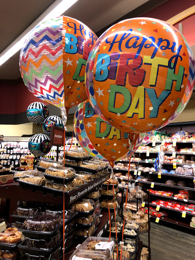 Grocery Store «Vons», reviews and photos, 3233 Foothill Blvd, La Crescenta, CA 91214, USA