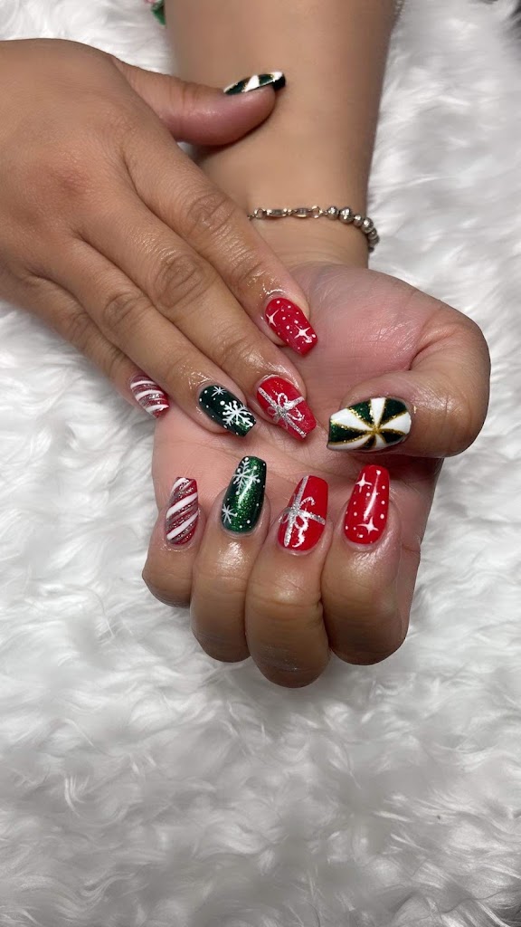 B&B Nail Spa 94070