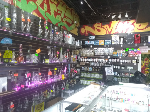 Vaporizer Store «High Life Smoke Shop», reviews and photos, 19501 W Catawba Ave, Cornelius, NC 28031, USA