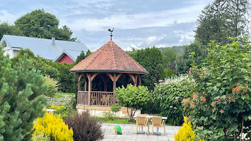 hôtels Logis Auberge du Château de Vaite Champlive