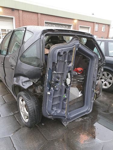 PKW Verwertung Kiesow - Autowerkstatt