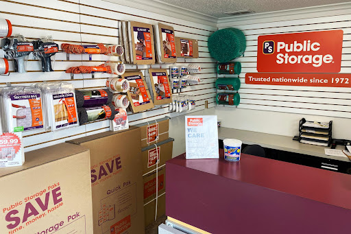 Self-Storage Facility «Public Storage», reviews and photos, 415 Marie Ave E, West St Paul, MN 55118, USA
