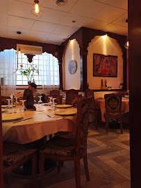 Atmosphère du Restaurant indien New Mathura à Levallois-Perret - n°1