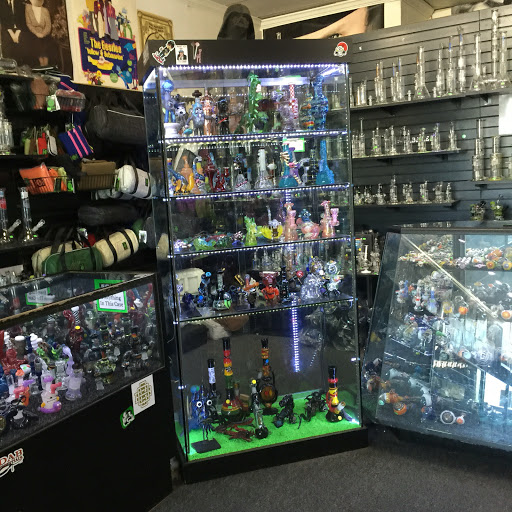 Tobacco Shop «BC Smoke Shop West», reviews and photos, 7909 Westheimer Rd, Houston, TX 77063, USA