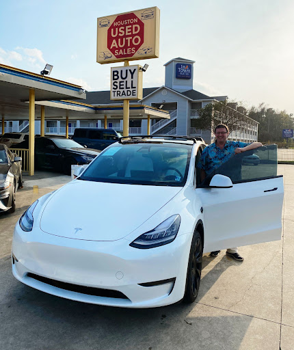 Used Car Dealer «Houston Used Auto Sales», reviews and photos, 8725 Cypress Creek Pkwy, Houston, TX 77070, USA