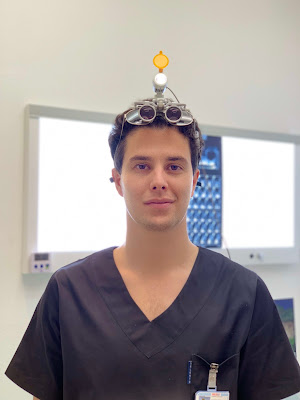 Dr Vincent Szatkownik Chirurgien-dentiste à Paris