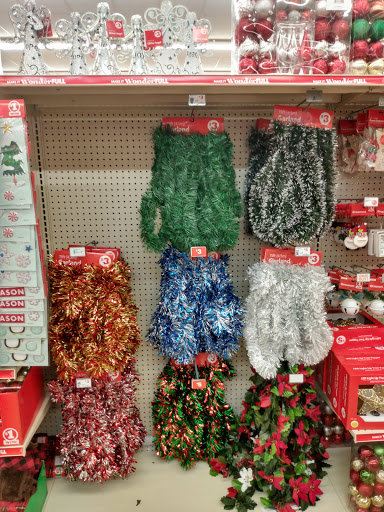 Dollar Store «FAMILY DOLLAR», reviews and photos, 29048 N Campbell Rd, Madison Heights, MI 48071, USA